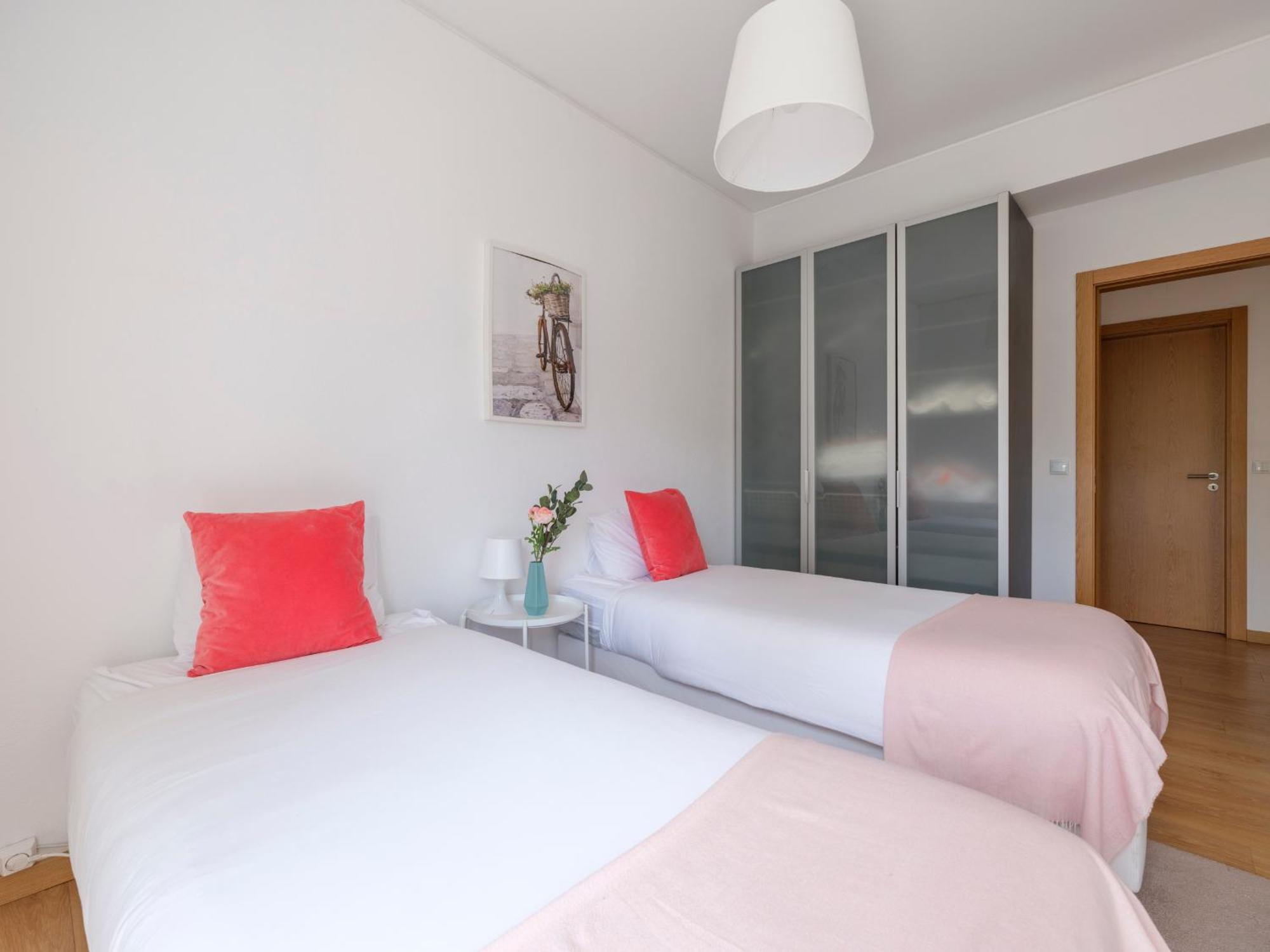 Olivais Spacious Apartment Near Airport Lisboa Kültér fotó